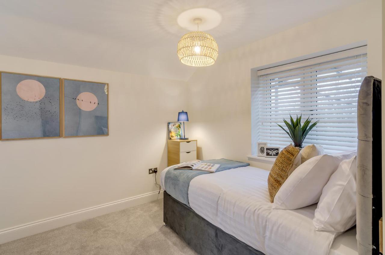 Spacious 6-Bed Home, Near The Norfolk Broads Clippesby Exterior foto