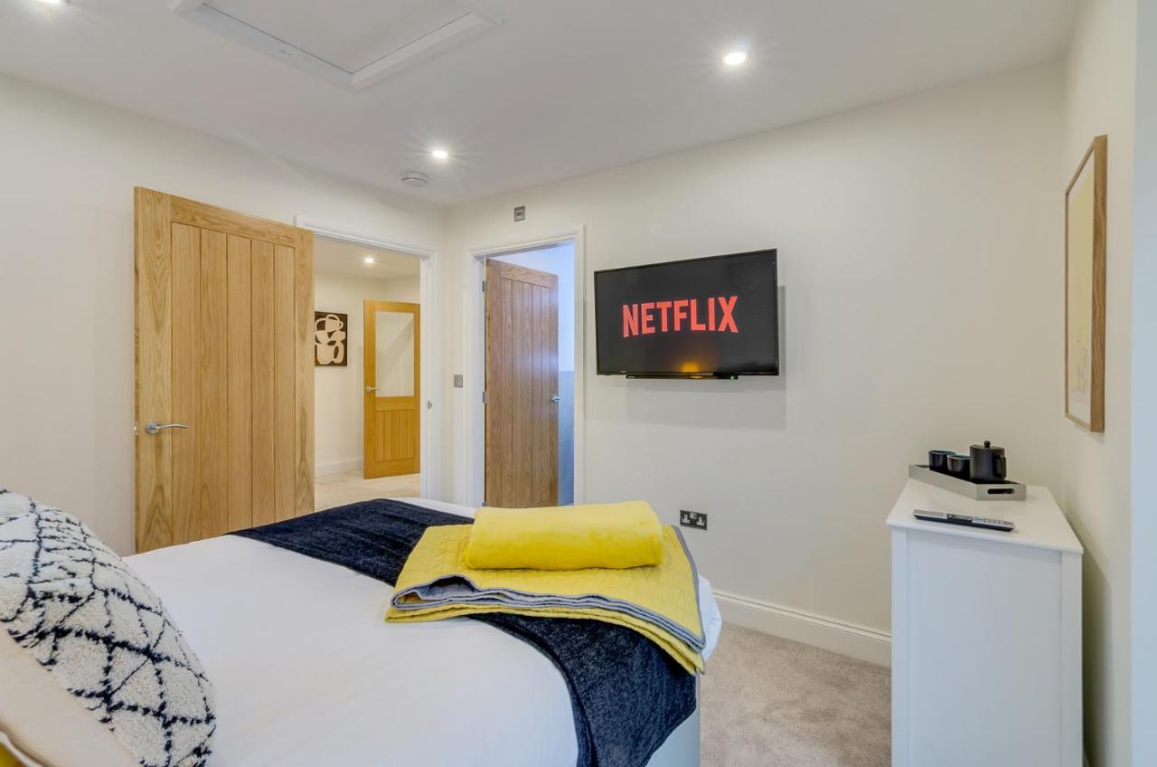Spacious 6-Bed Home, Near The Norfolk Broads Clippesby Exterior foto